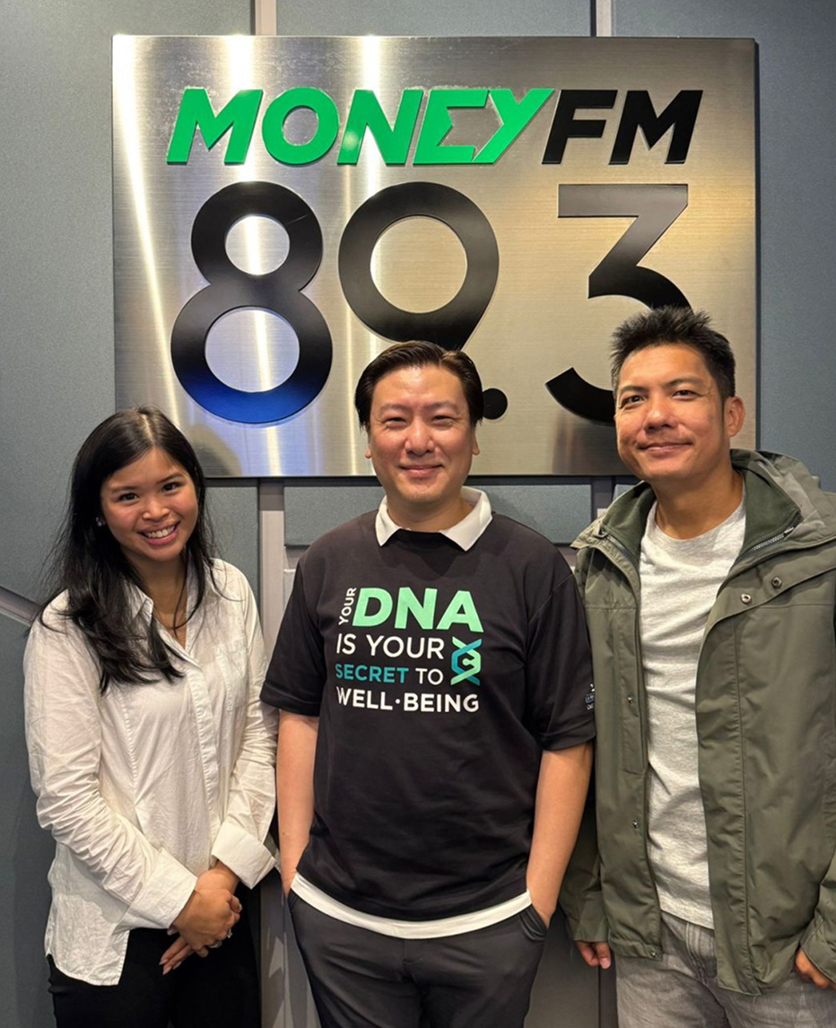 Cedric Lee with the team at the Money FM 89.3 studio
